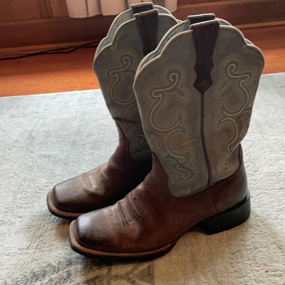 Ariat Women’s Cowboy Boots